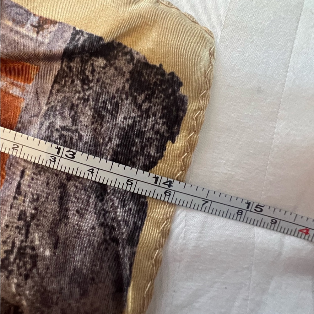 Elegant Silk Painting Scarf - Picture 6 of 7